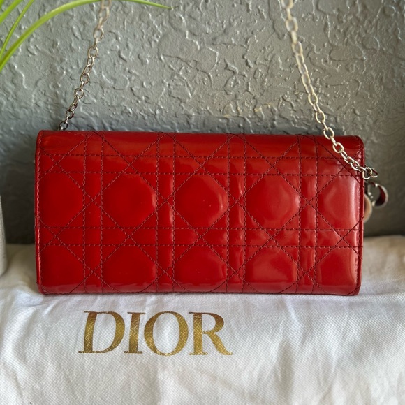 Lady Dior Cannage Quilted Cherry Red Patent Leather Calfskin Wallet Bag & Chain - Picture 7 of 17